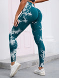 Load image into Gallery viewer, Tie-dye Peach Hip Yoga Pants Plus Size Seamless Hip-lifting Trousers